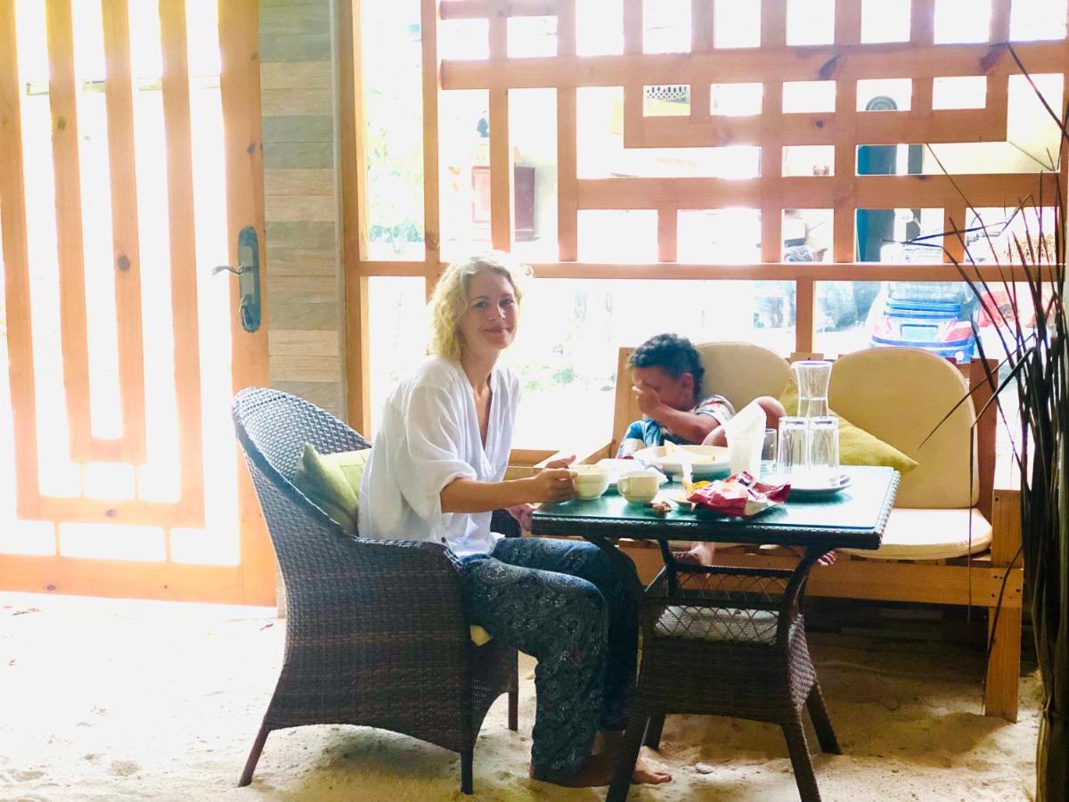 White Tern Maldives Hotel Maamigili Island ภายนอก รูปภาพ