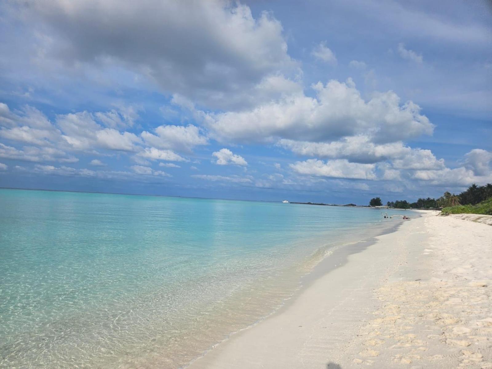White Tern Maldives Hotel Maamigili Island ภายนอก รูปภาพ